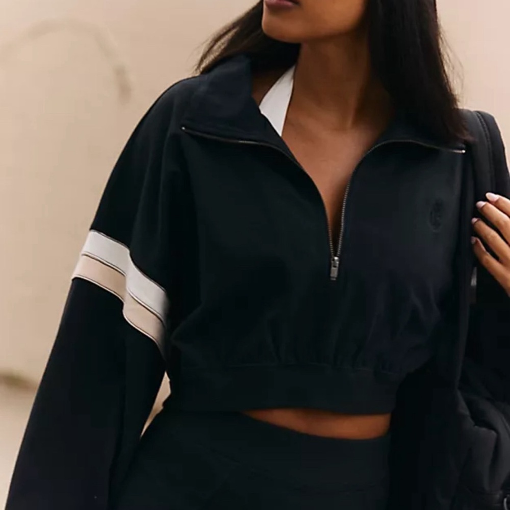 FP Movement by Free People For the Win Set Crop Pullover Black NWT